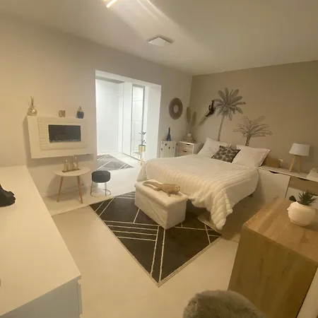 Lescale Holiday home *